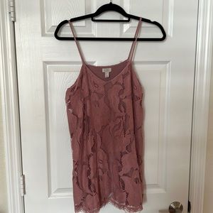 Logo tank lace overlay like new beautiful rose